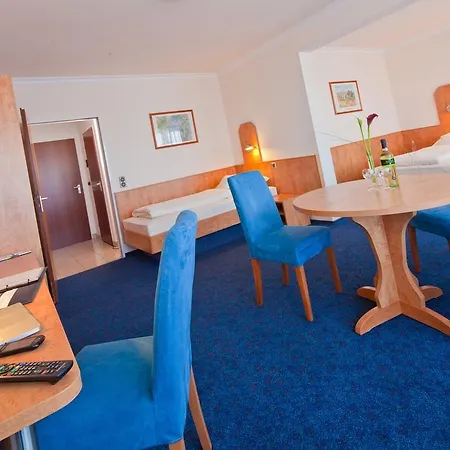 Aparthotel Apartment-hotel Mitte 3*