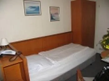 Terminus Am Hauptbahnhof & Zob Hotel Amburgo