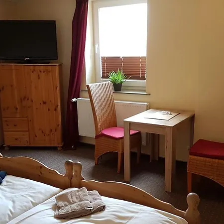 Deutsches Haus Francop Hotel 2*