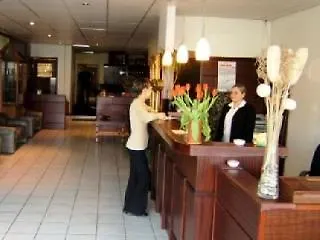 Rahlstedter Hof 2*