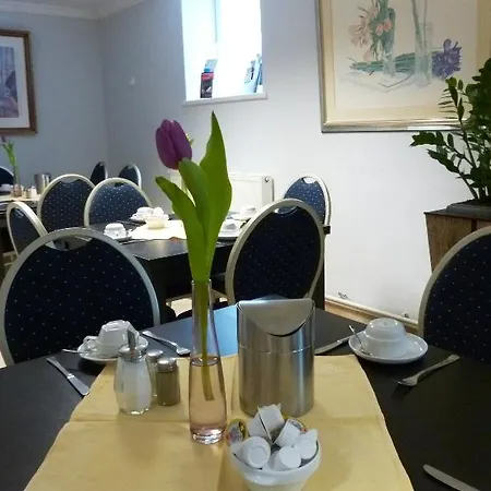 Budapester Hof 2* Гамбург