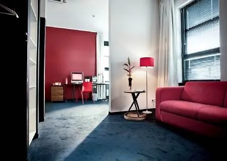 Superbude Altona Hotel 3*
