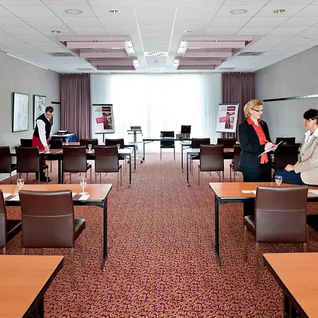 Mercure Am Volkspark 4*