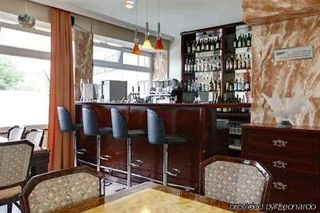 Nevada Hotel 2*