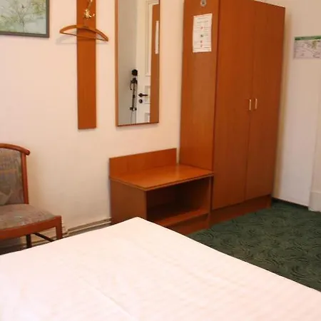 Alameda Hotel
