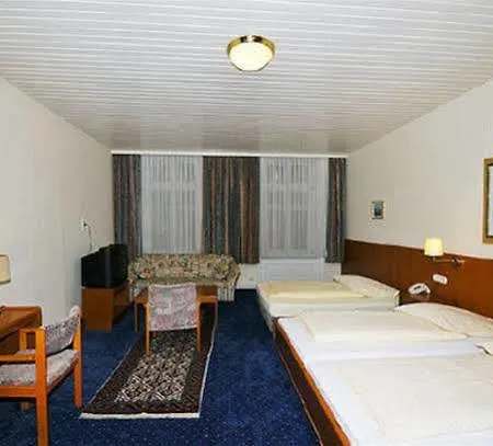Bei Der Esplanade Hotel