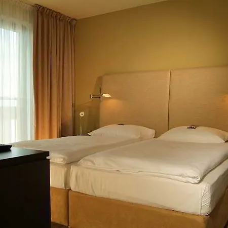 Otel Elaya Finkenwerder Ehemals The Rilano