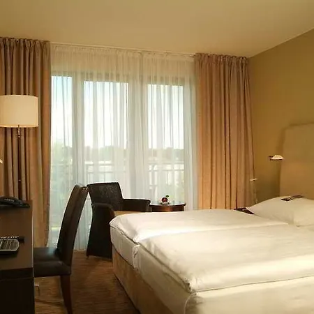 Otel Elaya Finkenwerder Ehemals The Rilano 4*