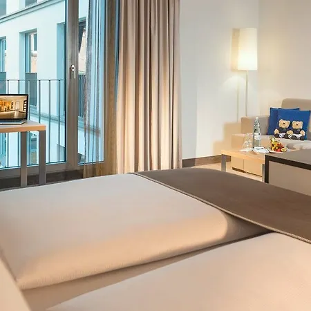 Hotel Dorint Hamburg-eppendorf 4*
