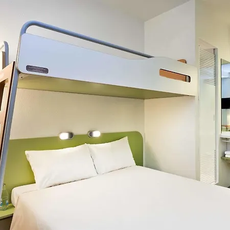 Hotel Ibis Budget Altona 2*
