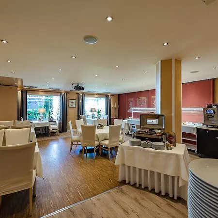 Zum Zeppelin Hotel Hamburg
