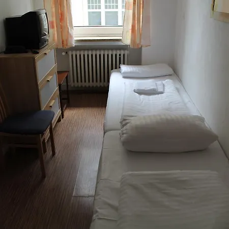 Lilienhof 2*