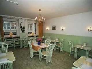 Lilienhof 2*