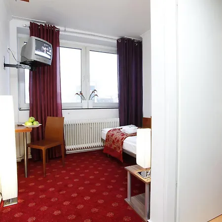 Keese Hotel 3*