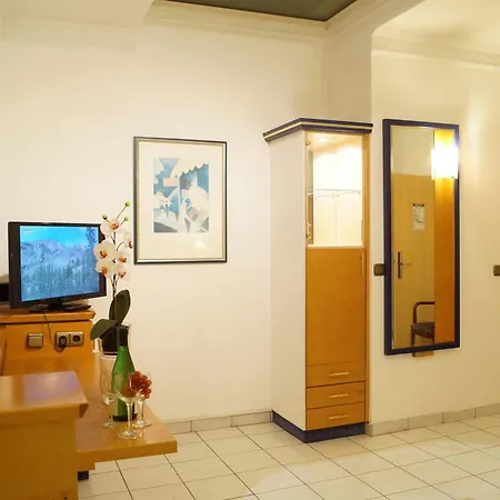 Hotel Rahlstedter Hof 2*
