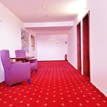 Hotel Rahlstedter Hof 2*