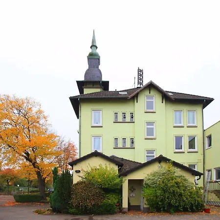 Wilhelmsburger Hof Hotel 2*