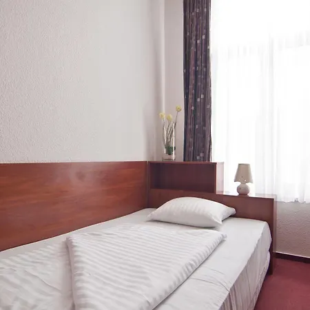 Hotel Stadtzentrum 3*