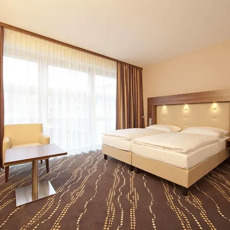 Hotel Heikotel - Am Stadtpark 3*