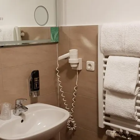 Budapester Hof 2* Гамбург