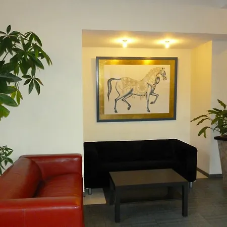 Отель Budapester Hof 2*