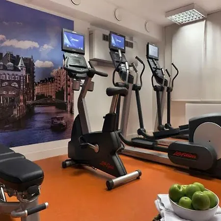 Apartmanhotel Citadines Michel 4*