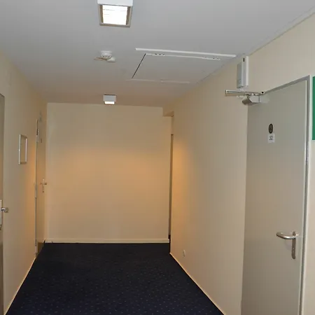 Centrum Commerz Am Bhf Altona Hotel Hamburg