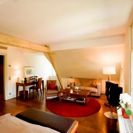 Suellberg Karlheinz Hauser 5*