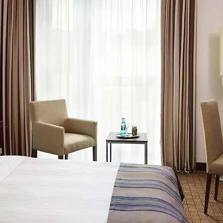 Intercityhotel Dammtor-messe 4*