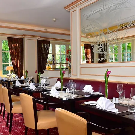 Hotel Courtyard By Marriott Airport Hamburg