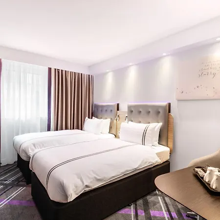 Premier Hammerbrook Hotel 3*