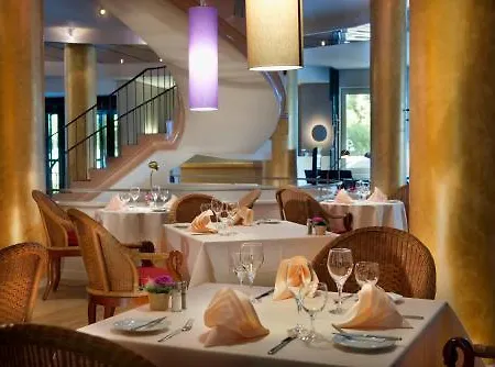 Hotel Park Am Berliner Tor 4*