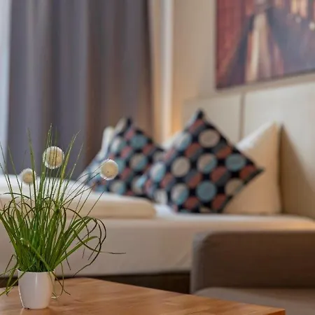 Auto-parkhotel Hotel 2*