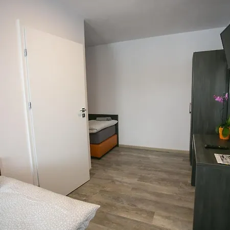 A7 Hotel 2*