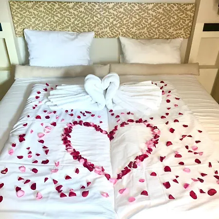 Elbgalerie Hotel Hotel
