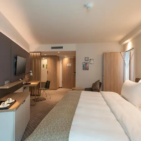 - - Berliner Tor By Ihg Amburgo