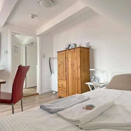 Hotel Frauenhotel Hanseatin - Women Only 2*