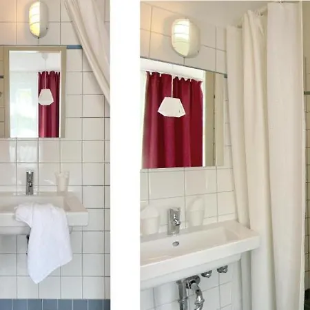 Frauenhotel Hanseatin - Women Only Hotel 2*