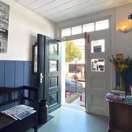 Frauenhotel Hanseatin - Women Only Hotel Hamburg