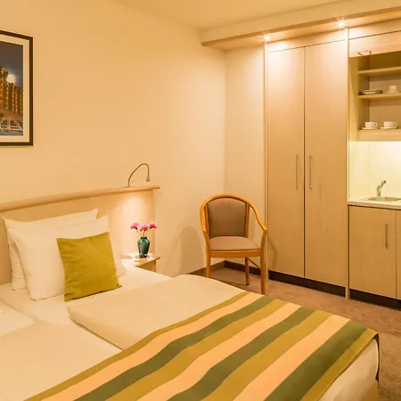 Panorama Hotell 3*