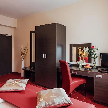Savoy 3*