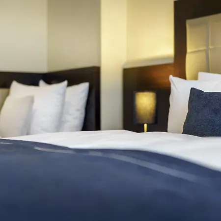 Continental Hauptbahnhof Hotel 3*