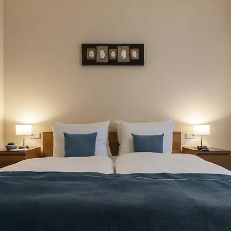 Hotel Holstenwall Neustadt 3*