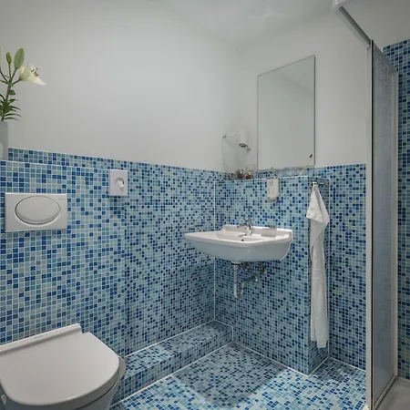 Holstenwall Neustadt 3* Amburgo