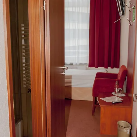 Am Hauptbahnhof Hotel 3*