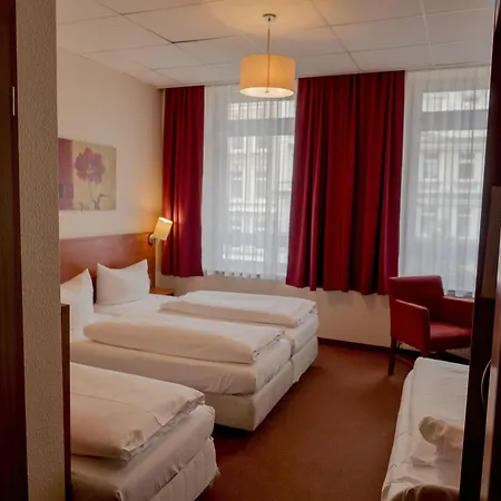 Am Hauptbahnhof 3* Hamburgo