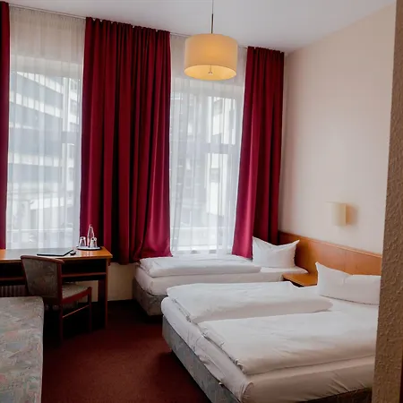 Am Hauptbahnhof 3* Hamburgo