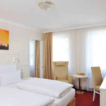 Fuerst Bismarck Hotel
