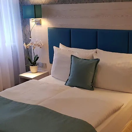 Budapester Hof Ξενοδοχείο 2*