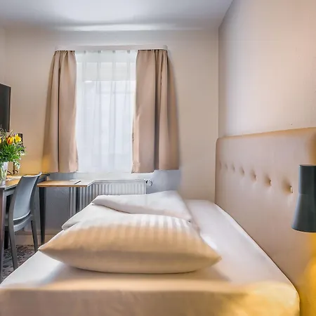 Signature Astoria 3*